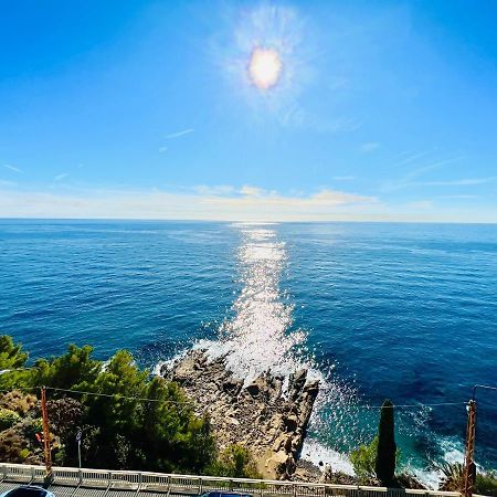 Suite Sunset 21 - Fronte Mare Sanremo Esterno foto