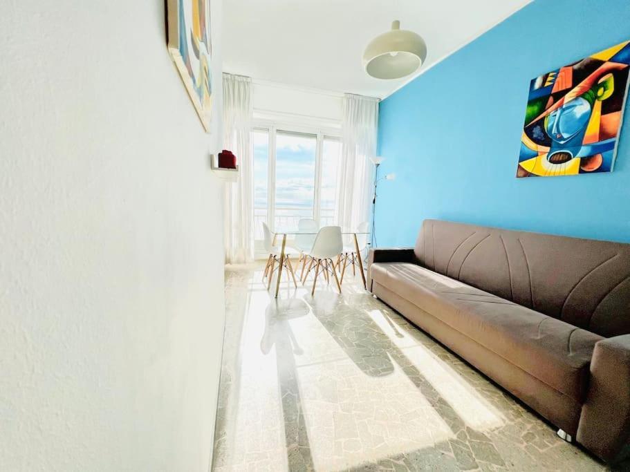 Suite Sunset 21 - Fronte Mare Sanremo Esterno foto